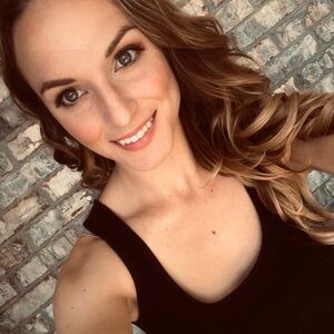 Meet your Posher, Liz